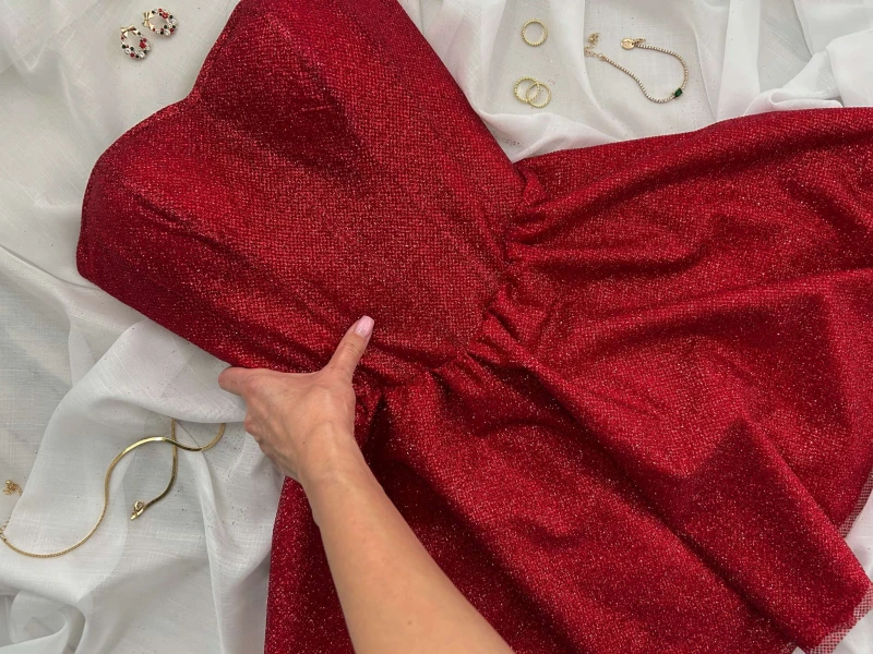 Sukienka gorsetowa z rozkloszowanym dołem - Szarecka.com