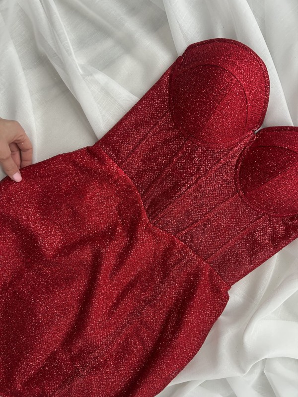 Sukienka Mary z wyciętymi miseczkami - Szarecka.com