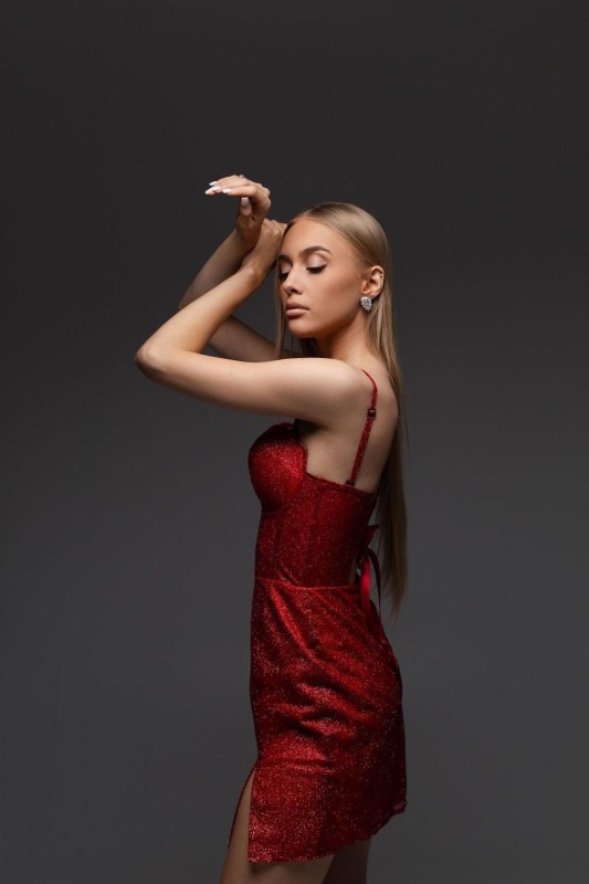 Czerwona sukienka gorsetowa - Szarecka.com