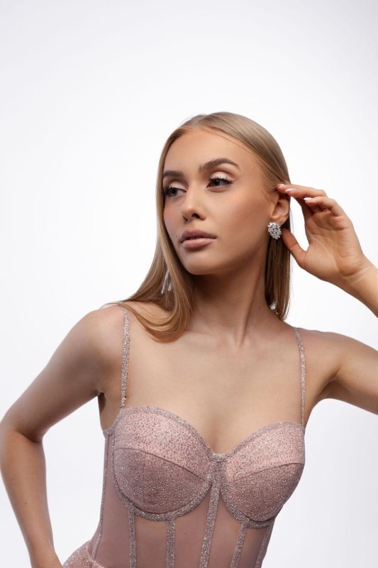 Różowa sukienka gorsetowa - Szarecka.com