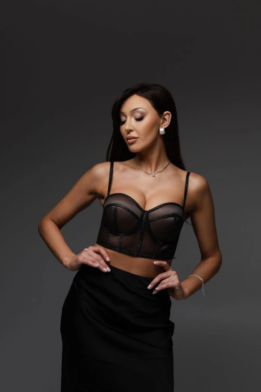 Krótki gorset z brokatową lamówką - Szarecka.com