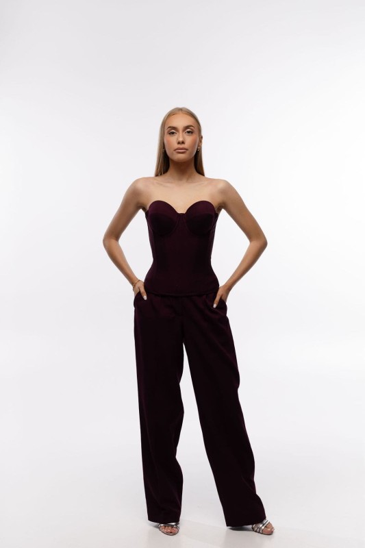 Bordowe spodnie damskie - Szarecka.com