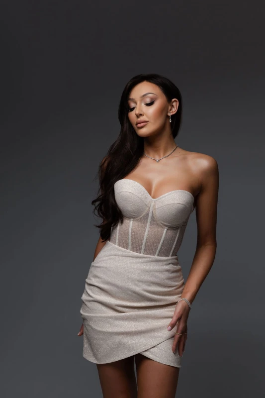 Gorset z brokatowej tkaniny w mlecznym odcieniu - Szarecka.com