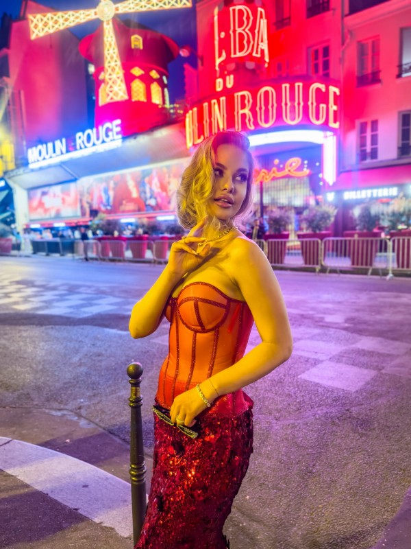 Czerwony gorset z brokatową lamówką - Szarecka.com